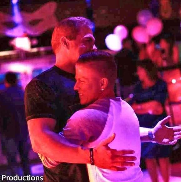 Meet your Posher, Richard - Picture 1 of 1